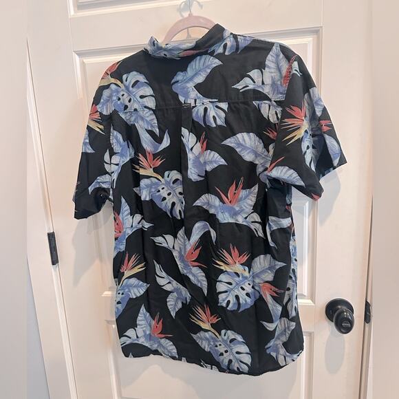 Rip Curl Men’s Floral Hawaiian Shirt - Picture 2 of 3